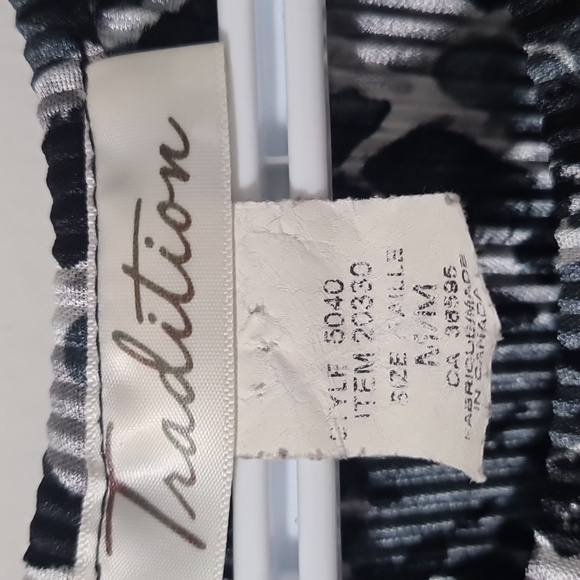 🟡GORGEOUS Tradition Collection Vintage Tank Size Medium - Picture 2 of 6